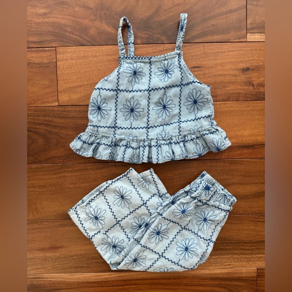 Toddler two piece Zara set